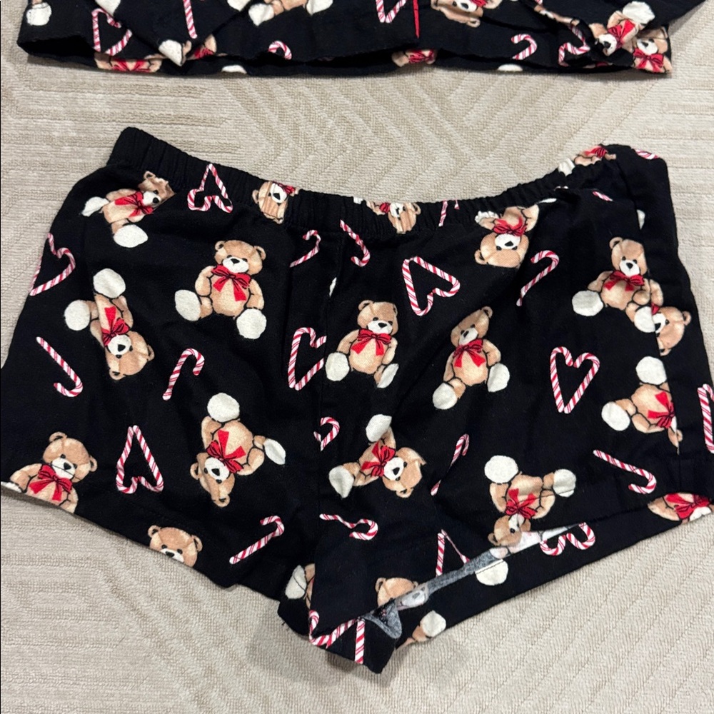 forever 21 christmas Black Pajamas with Teddy Bear Print
work once size s - Picture 4 of 4